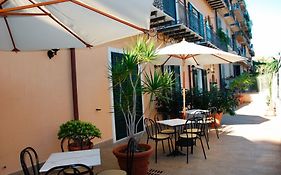 Hotel Giardino Inglese